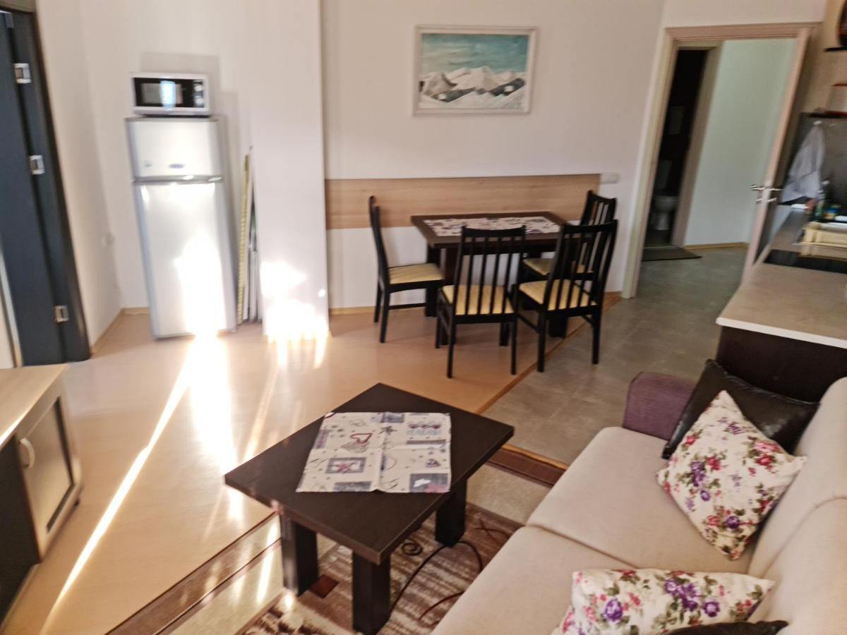 Efo Apartment Bansko Esterno foto